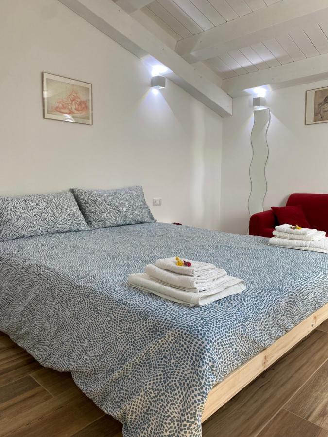 Ocucchiti Apartment Syracuse Bagian luar foto