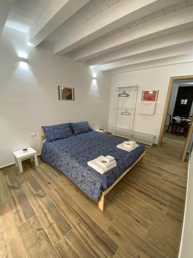 Ocucchiti Apartment Syracuse Bagian luar foto