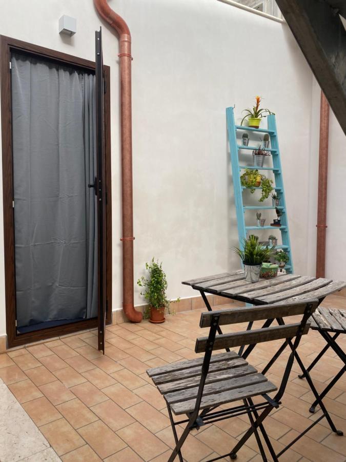 Ocucchiti Apartment Syracuse Bagian luar foto